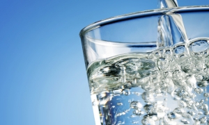 Dlaczego warto kupić własny jonizator wody
