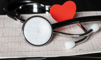 Nadciśnienie tętnicze – jak może się objawiać i jak je wykryć